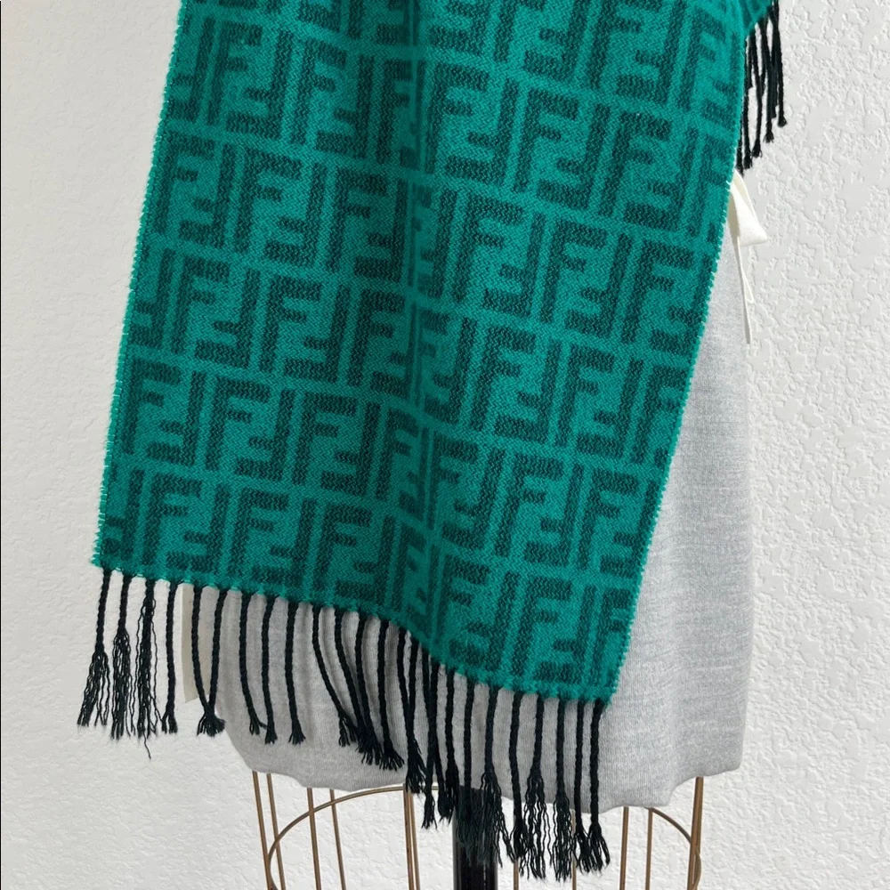 VTG Fendi Green Fringe Black Logo Scarf Wrap - Picture 3 of 8